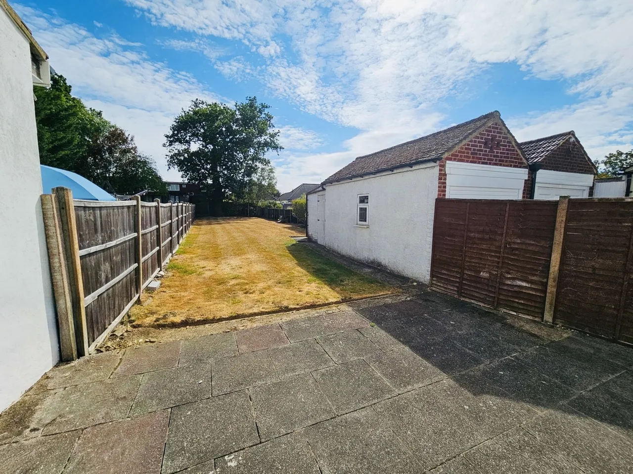 Warwick Avenue, Edgware, HA8, photo 2