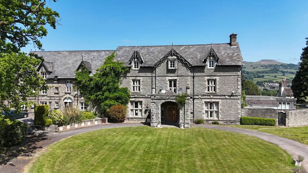 Llangattock, NP8, photo 62