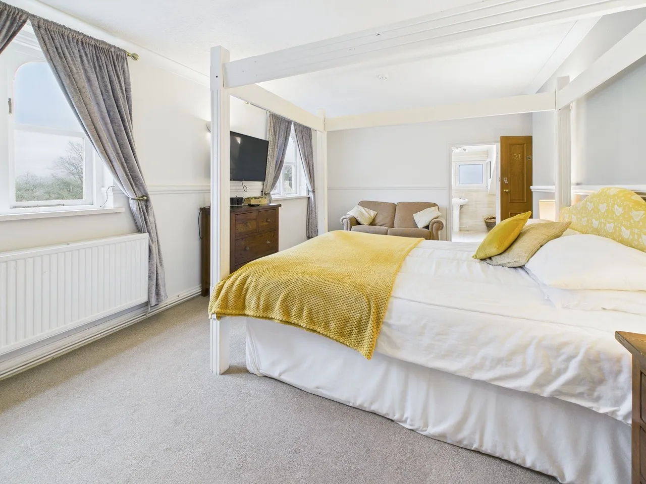 Llangattock, NP8, photo 47