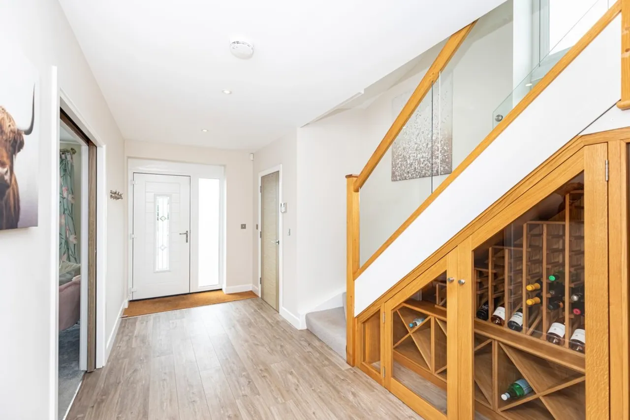 Sherwood Avenue, Whitecliff, photo 8