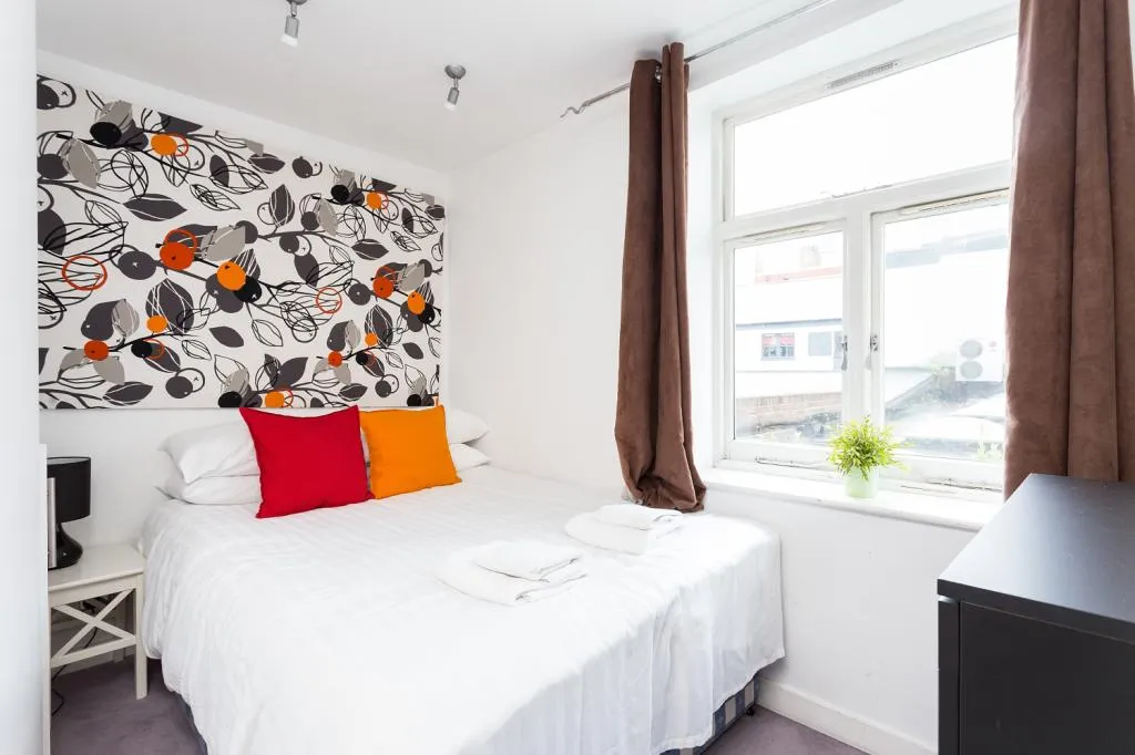 Upper Street, London, N1, photo 6