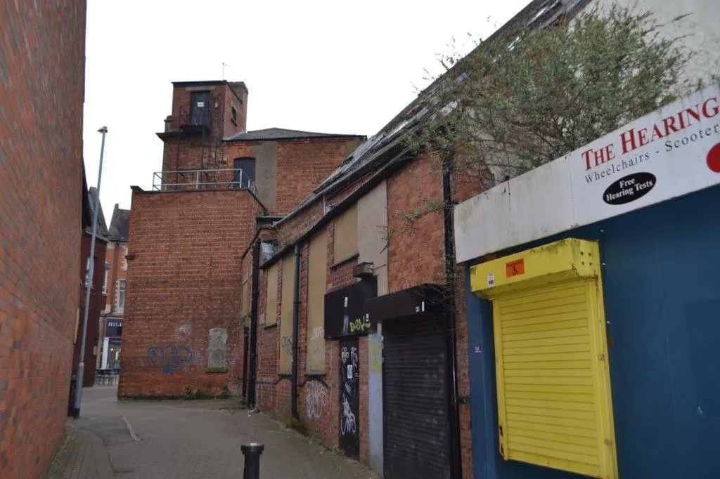 High Street, Kettering, photo 4