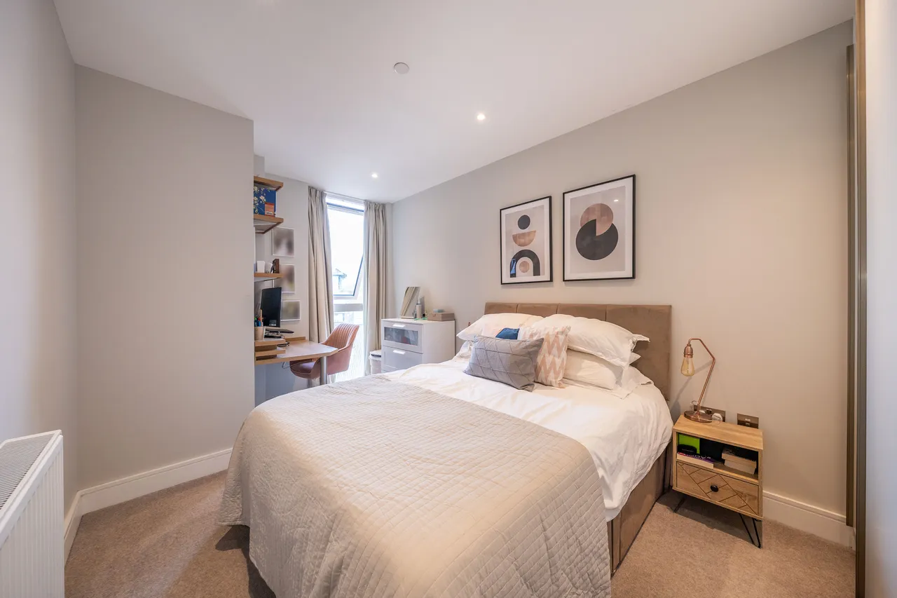 33 Greyhound Parade, London, SW17, photo 9