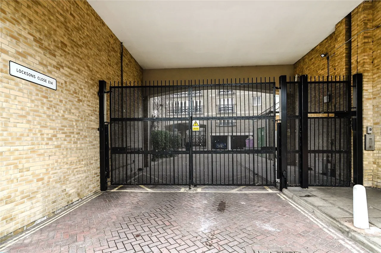 Locksons Close, London, E14, photo 12