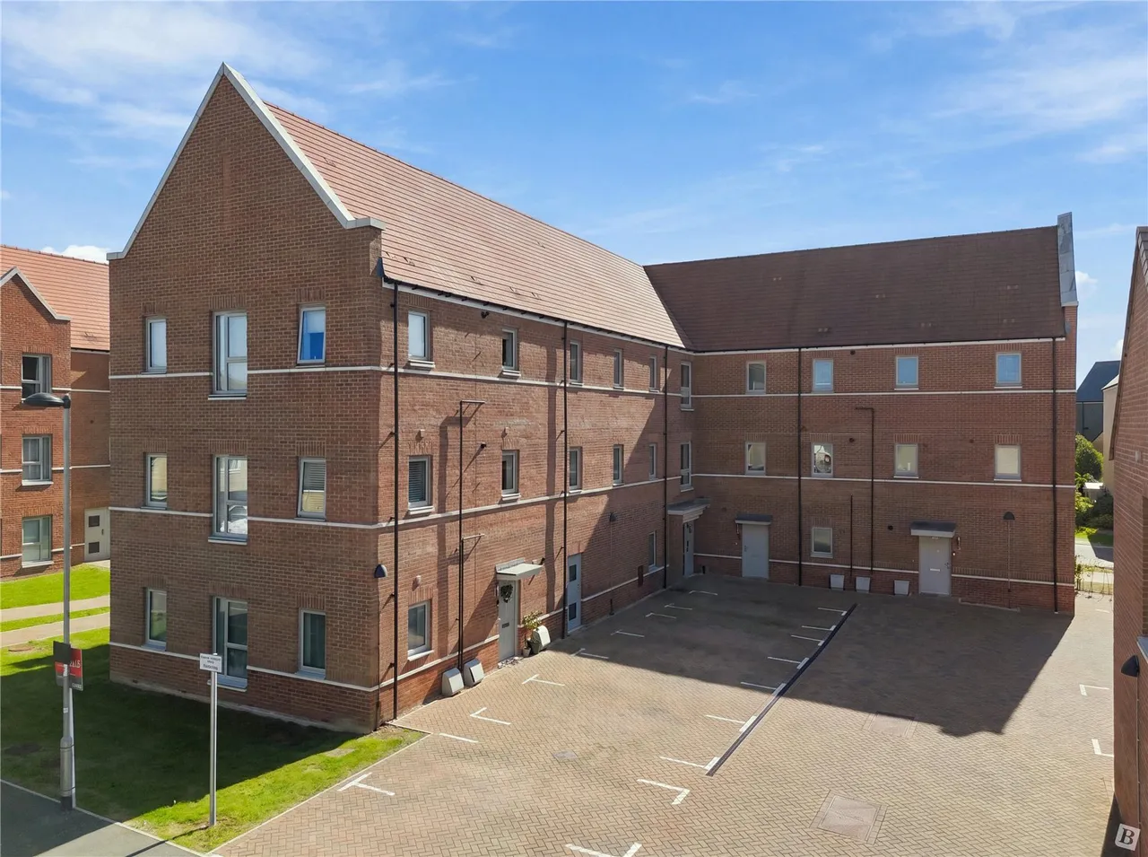 Henry Shuttlewood Drive, Beaulieu Park, CM1, photo 16