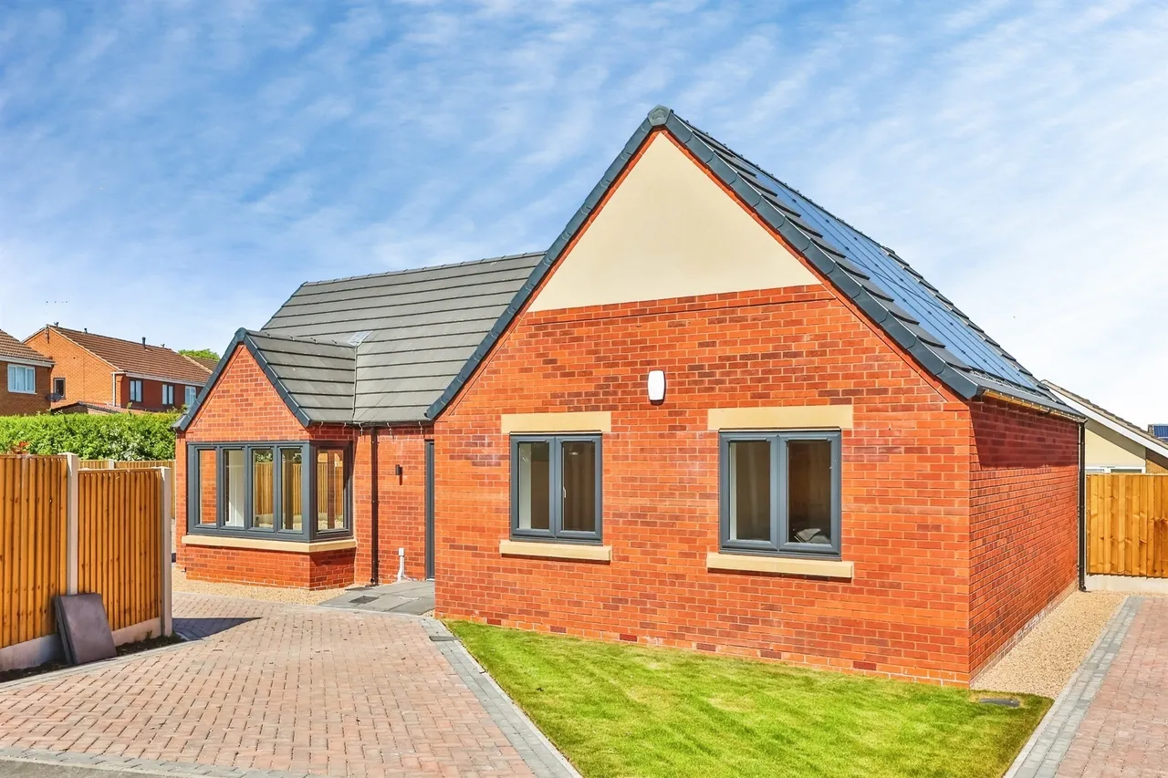 3 bed house for sale, Woodcock Close, Ilkeston, DE7