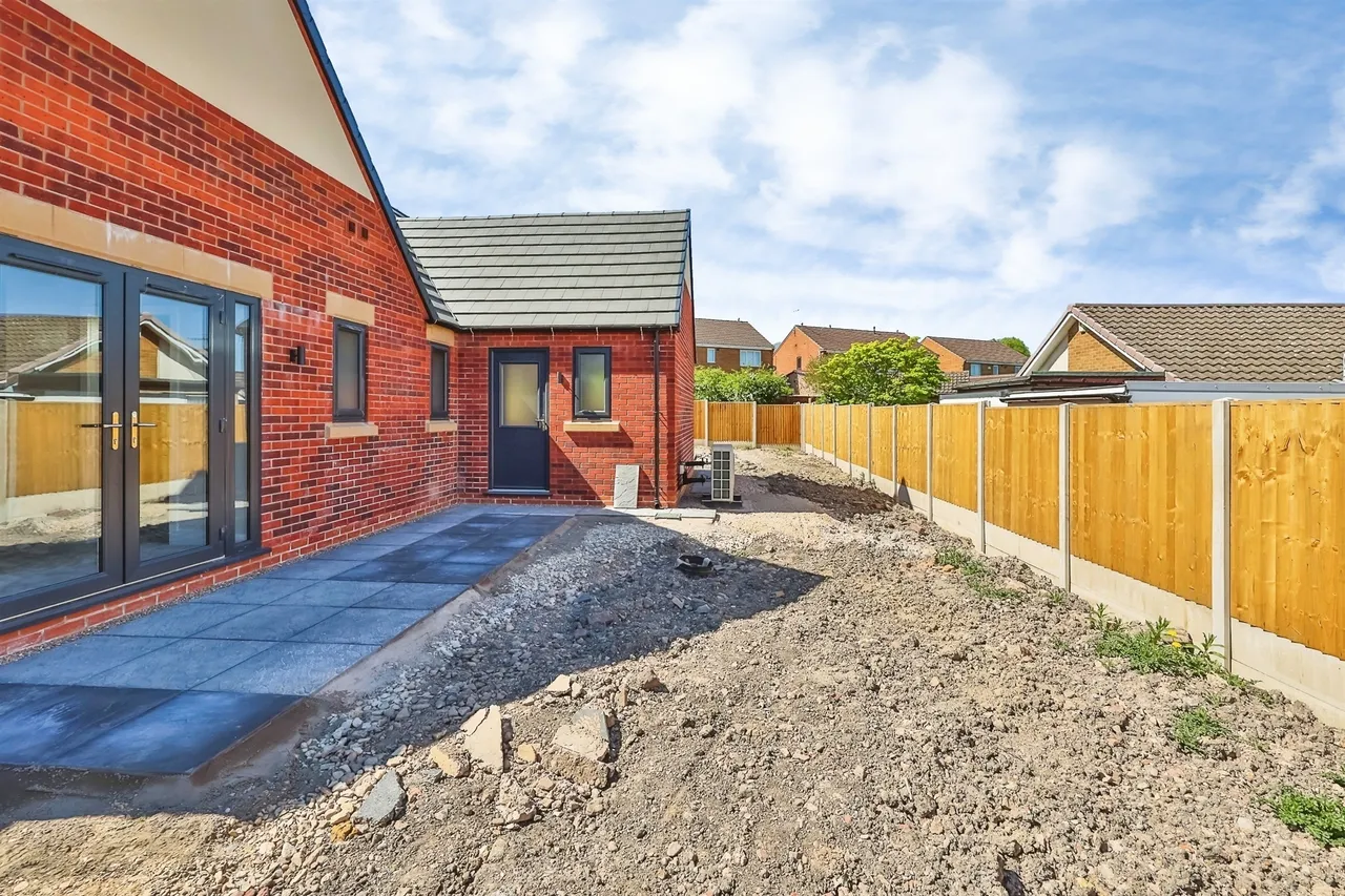 Woodcock Close, Ilkeston, DE7, photo 16