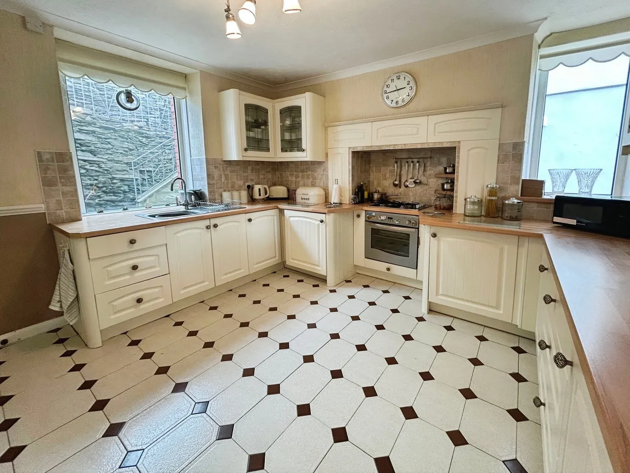 Swansea Road, Pontardawe, SA8, photo 6