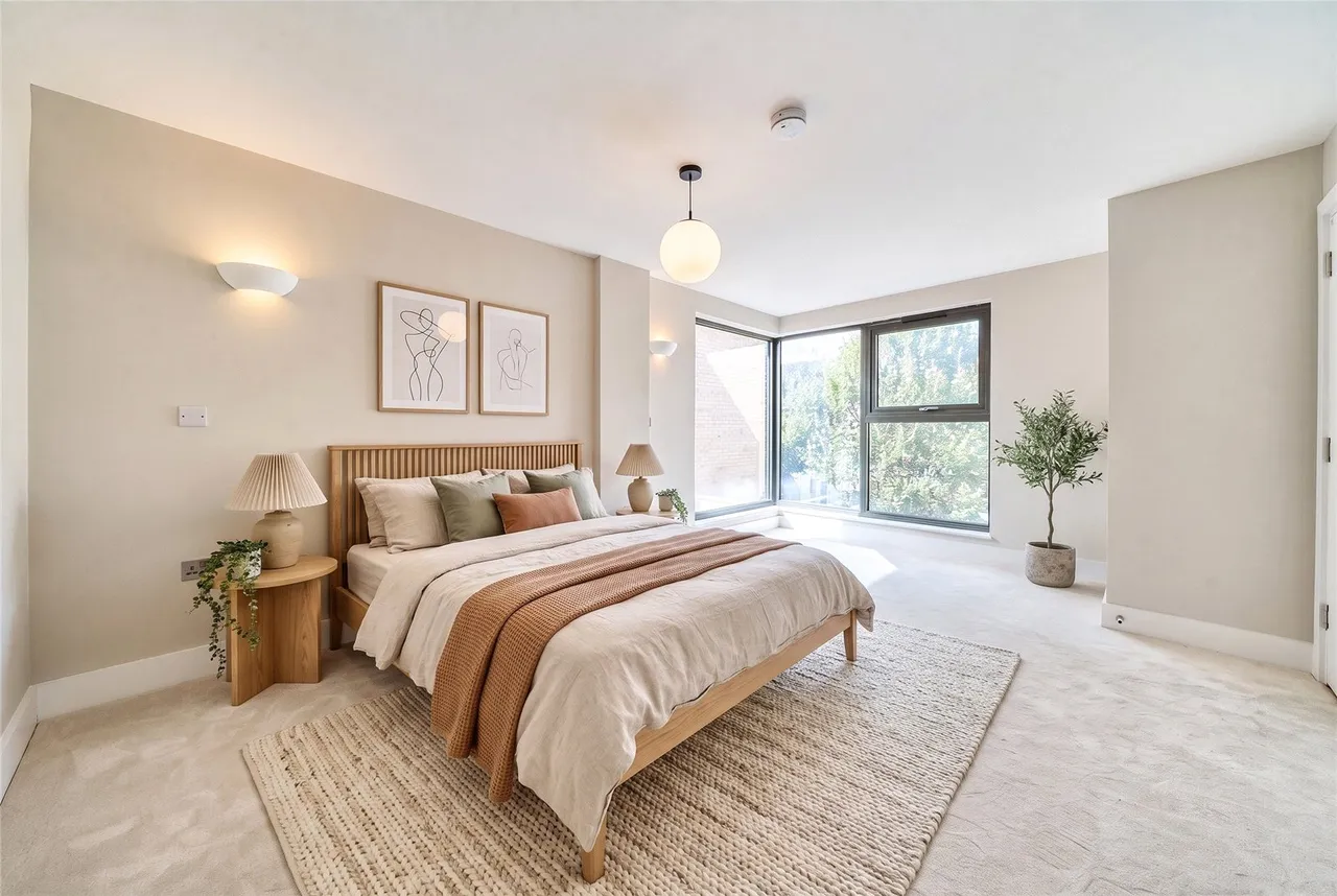 Shepherds Bush Road, W6, photo 6