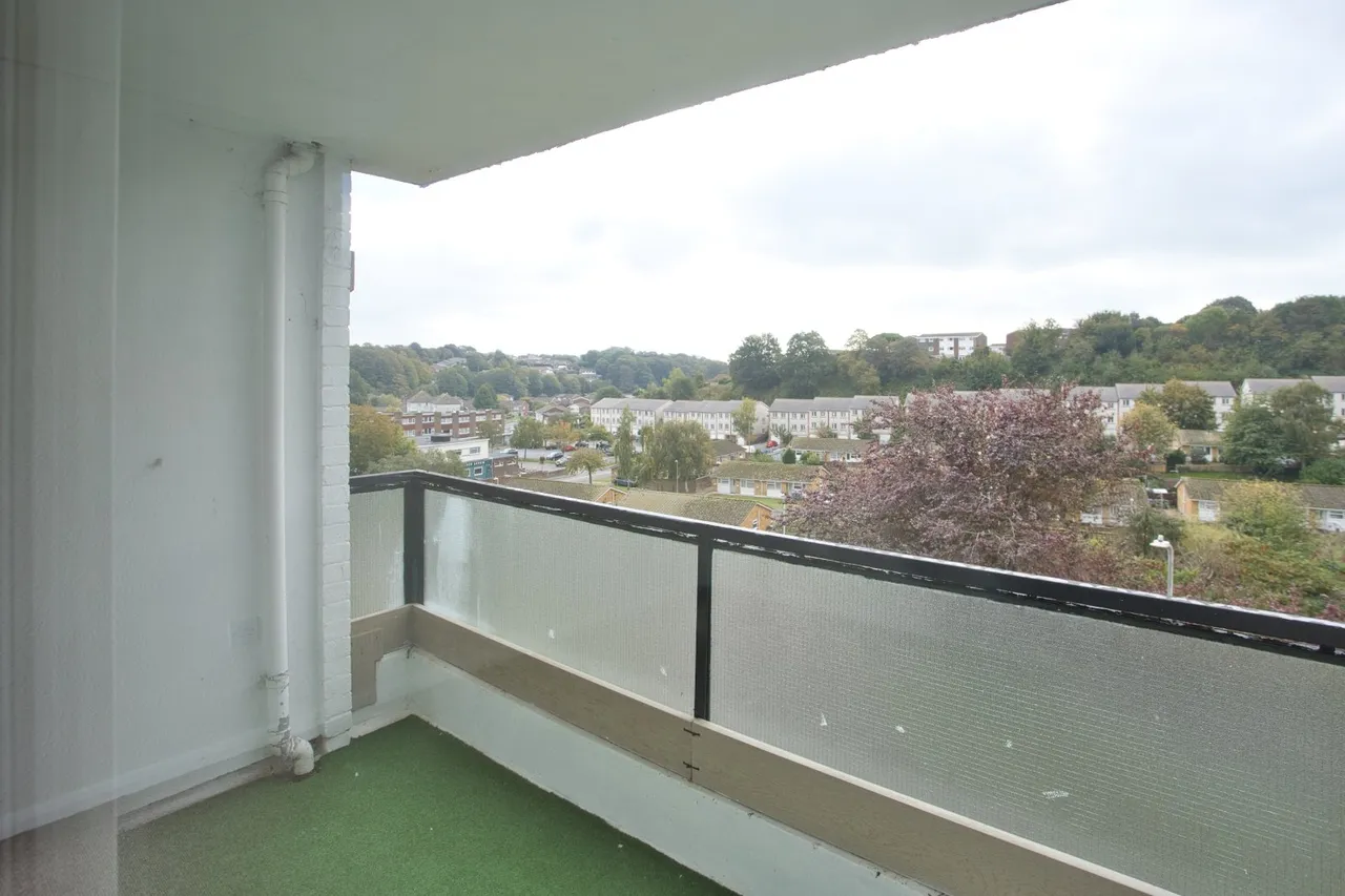 Collingwood Rise, Folkestone, CT20, photo 3