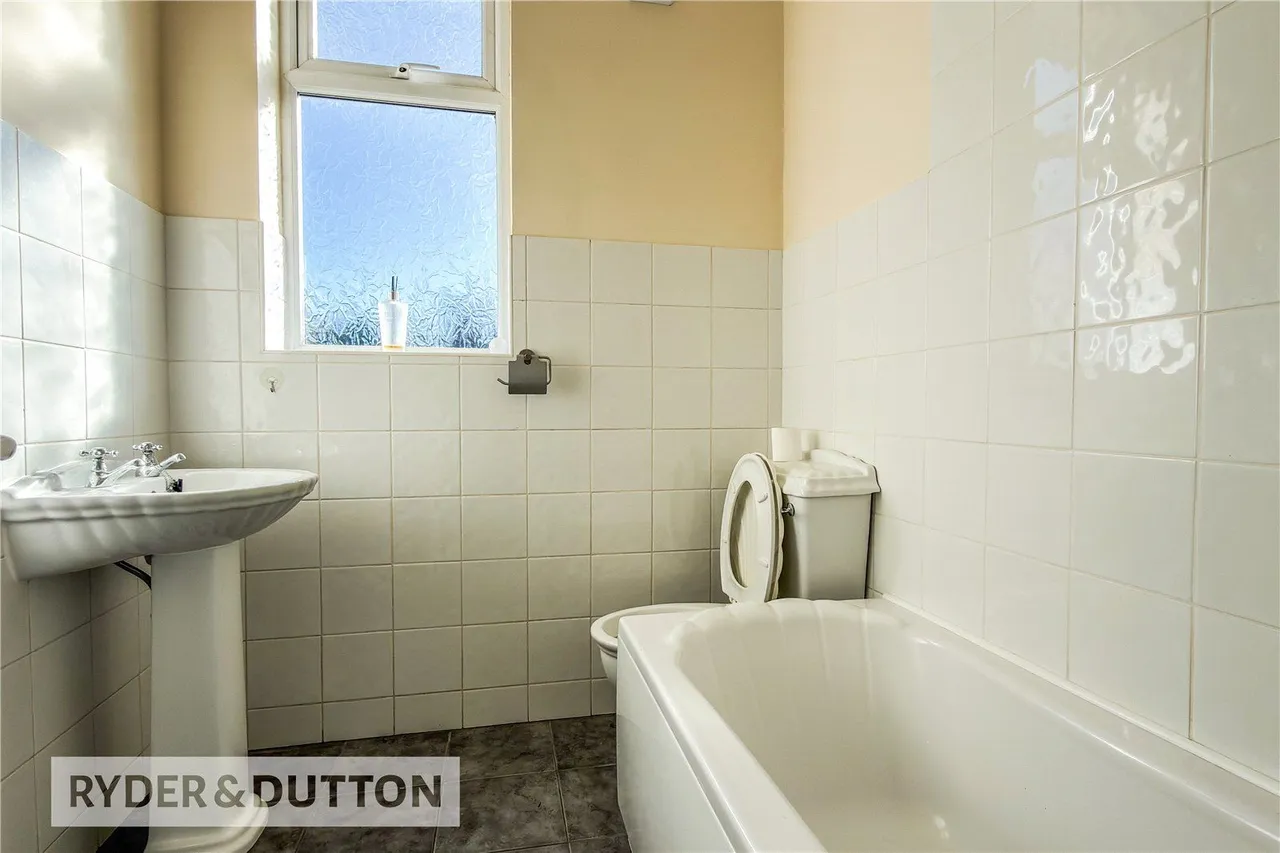 Holmfield Avenue, Manchester, M9, photo 13