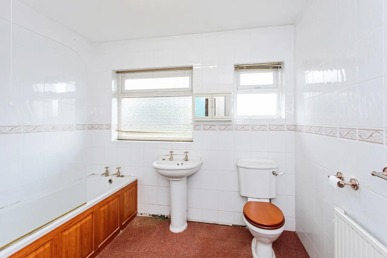 Roedean Close, Southend-on-Sea, Essex, SS2, photo 12