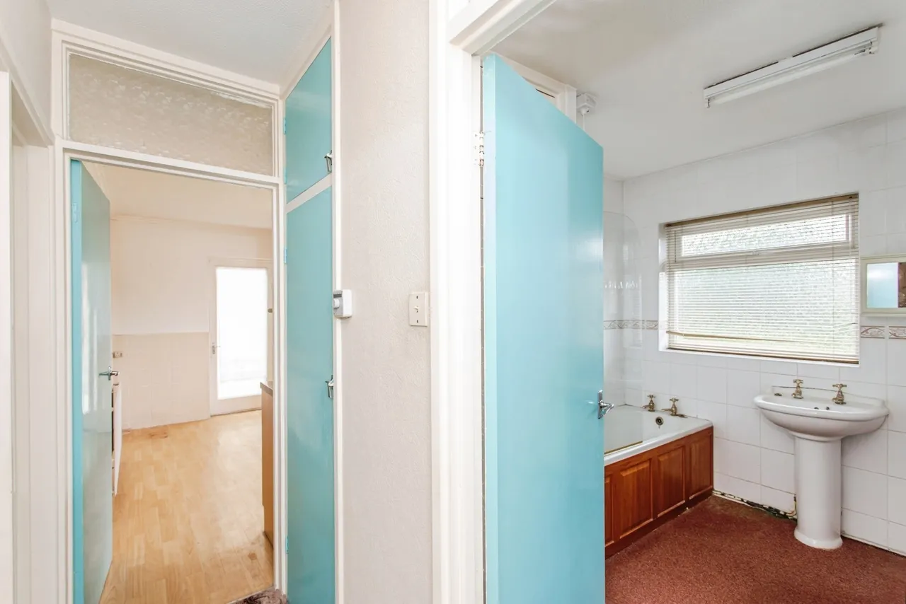 Roedean Close, Southend-on-Sea, Essex, SS2, photo 15