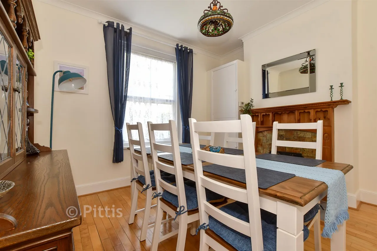 Grange Road, Shanklin, PO37, photo 2