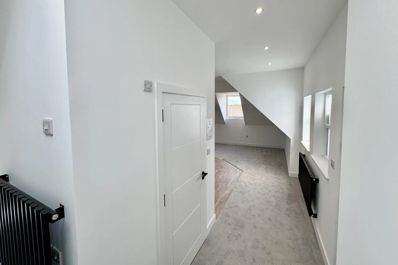 Hurst court, BH8, photo 7
