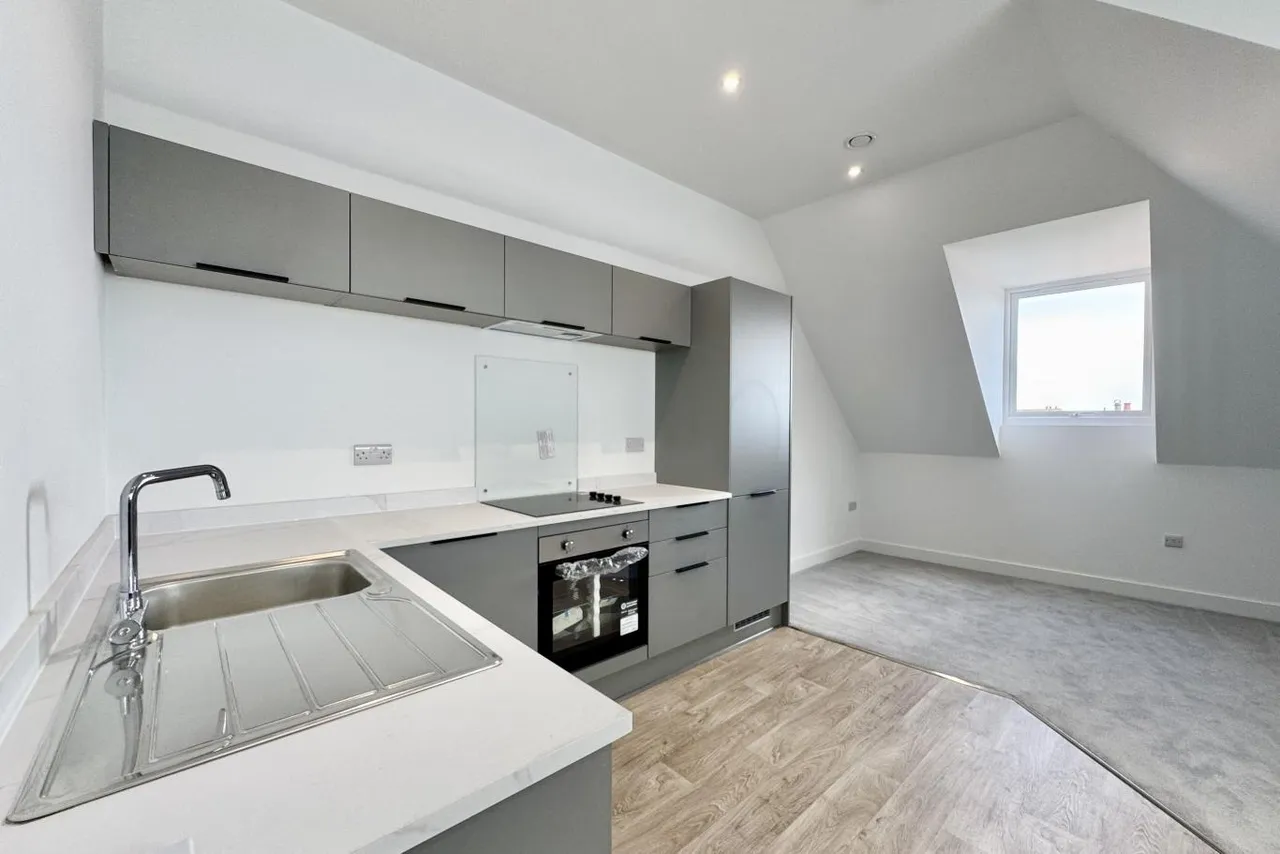 Hurst court, BH8, photo 4