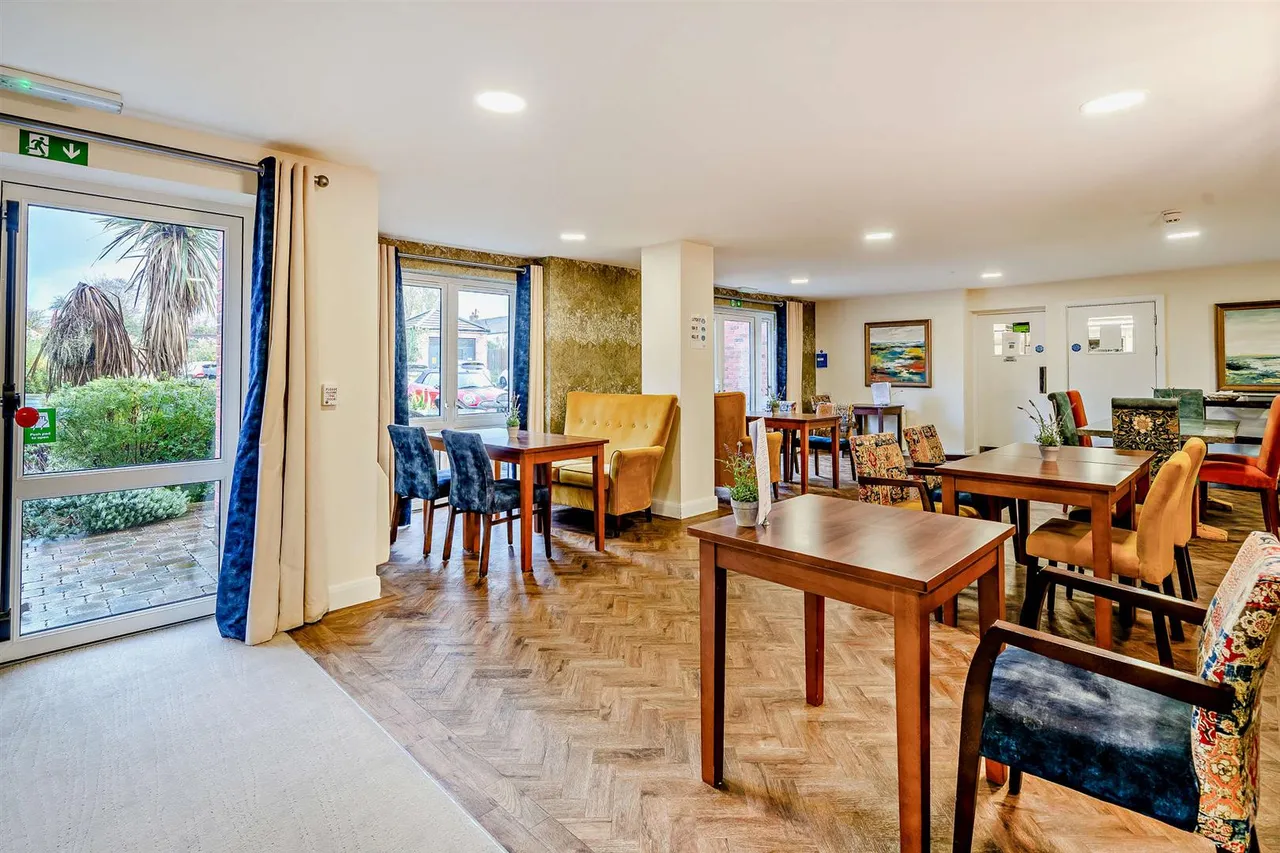 Station Road, Poulton-Le-Fylde, FY6, photo 6