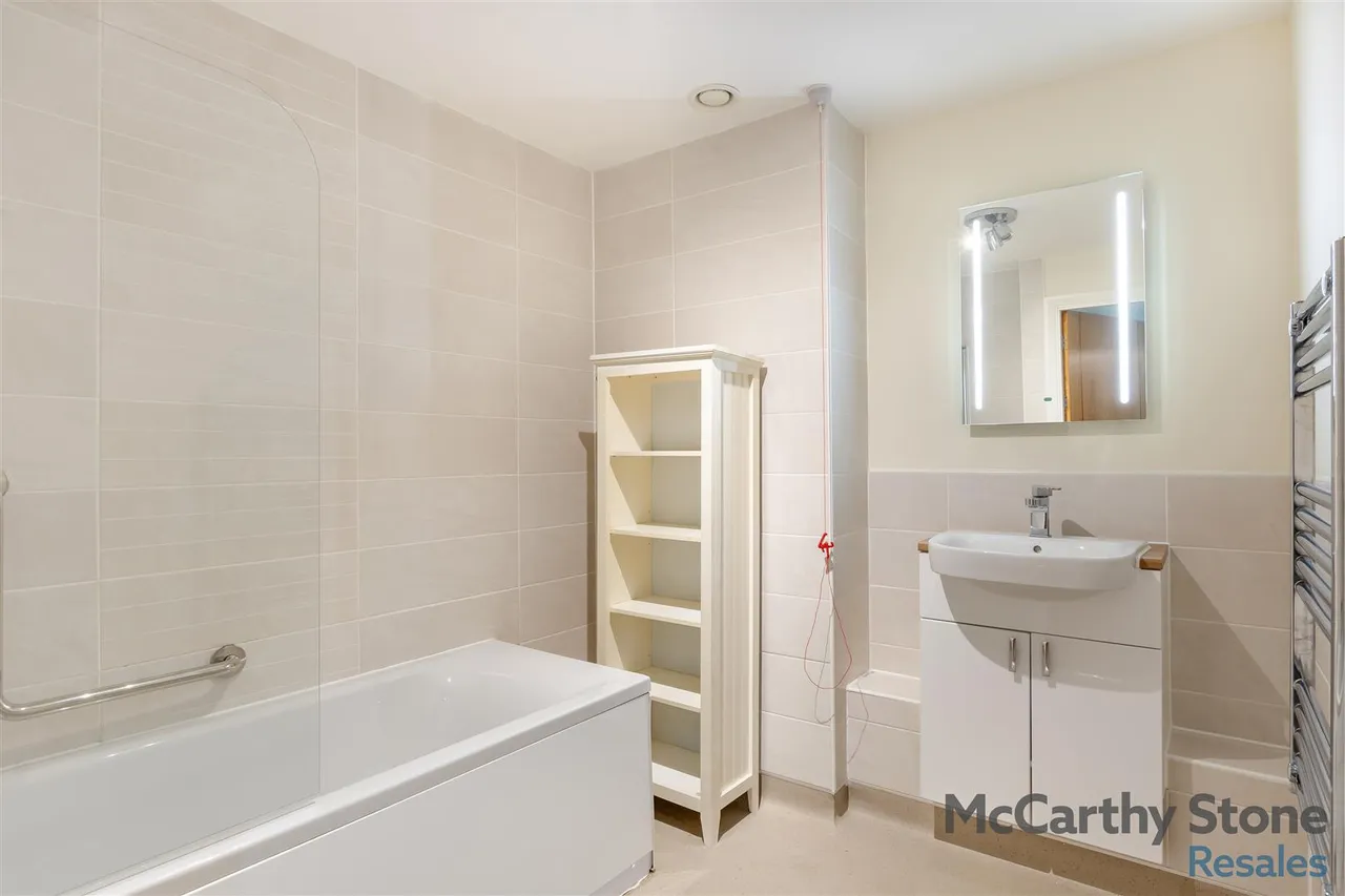 Station Road, Poulton-Le-Fylde, FY6, photo 33