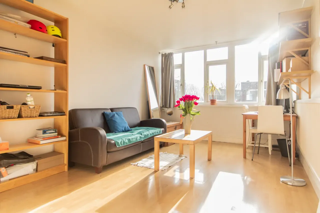 2 bed flat to rent, Selway House, London, SW8