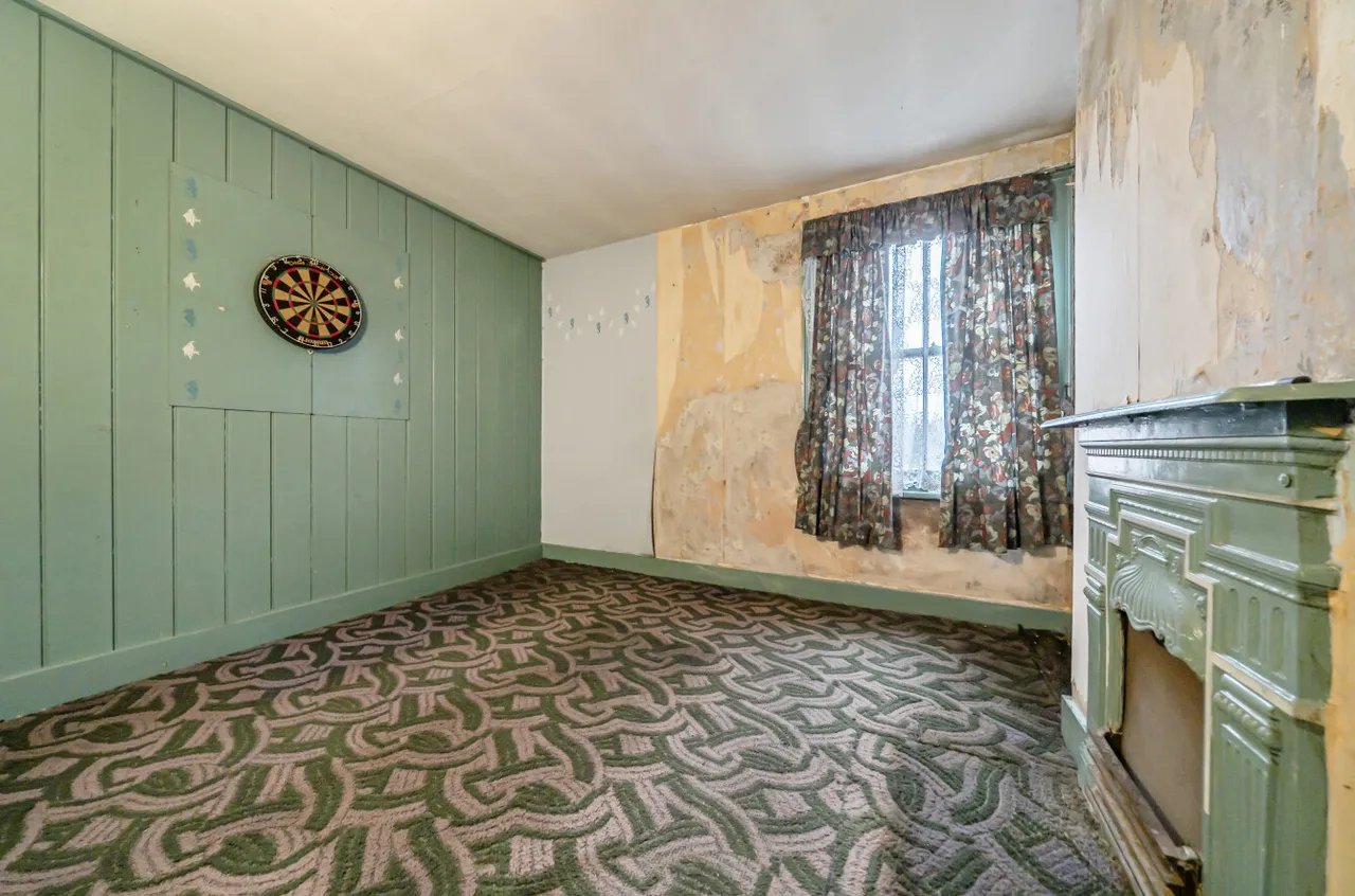 MacDonald Road, Lightwater, Surrey, GU18 5TN, photo 13