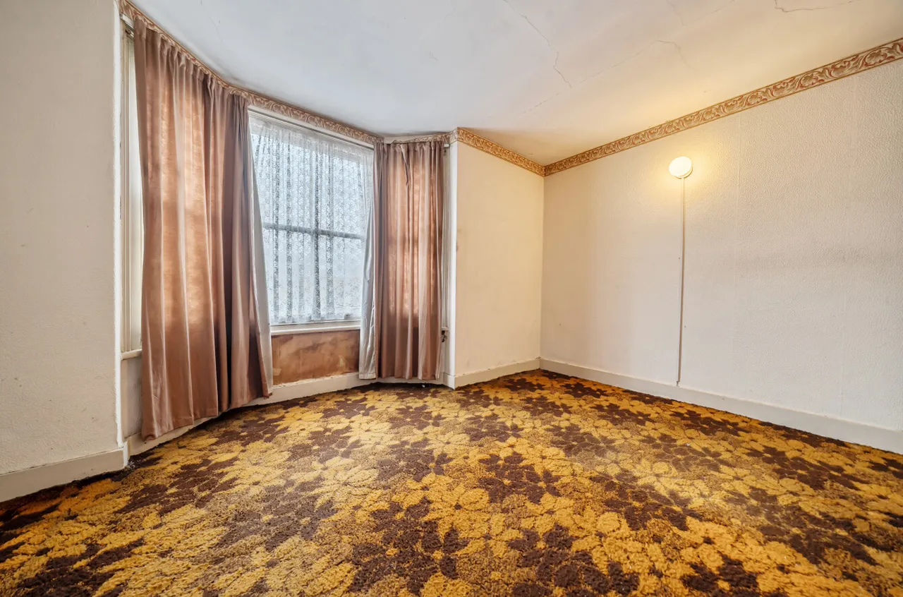 MacDonald Road, Lightwater, Surrey, GU18 5TN, photo 12