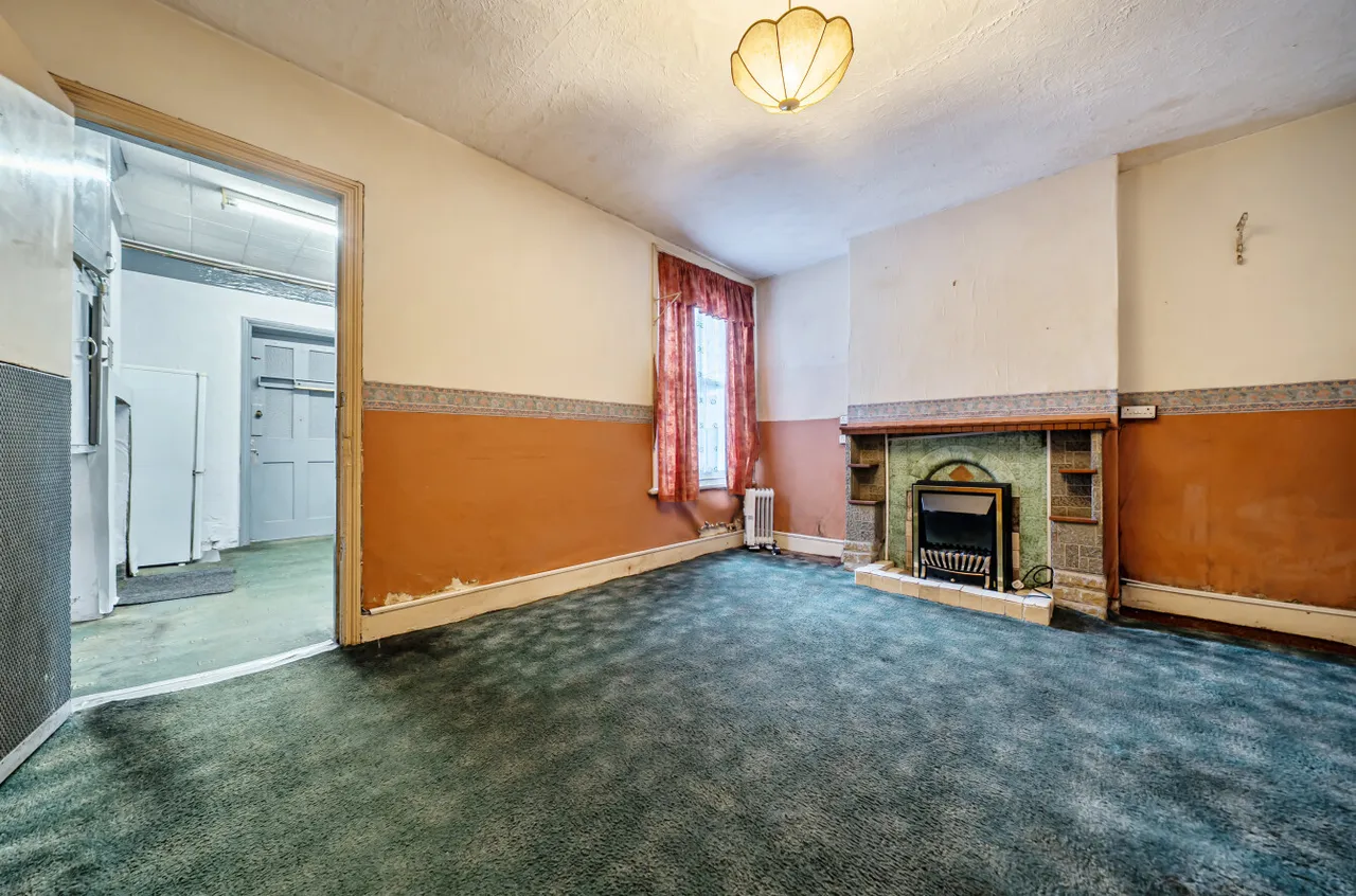 MacDonald Road, Lightwater, Surrey, GU18 5TN, photo 7