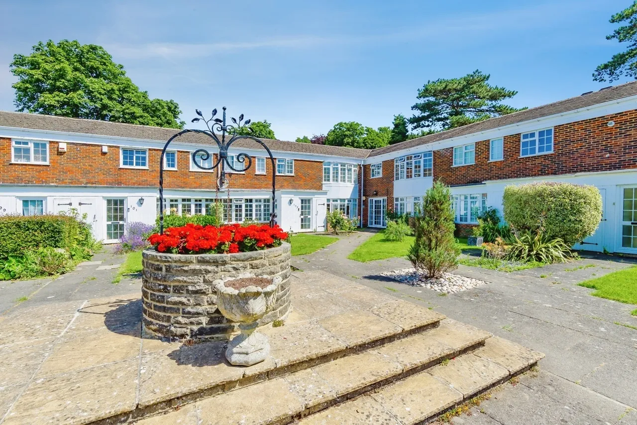 Hayes Lane, Kenley, CR8, photo 12