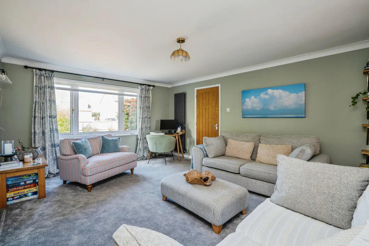 Anthill Close, Waterlooville, PO7, photo 2