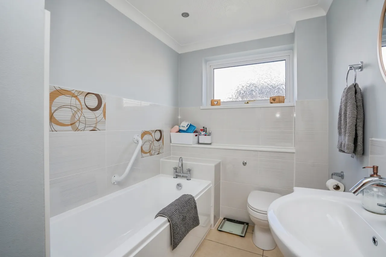 Anthill Close, Waterlooville, PO7, photo 14