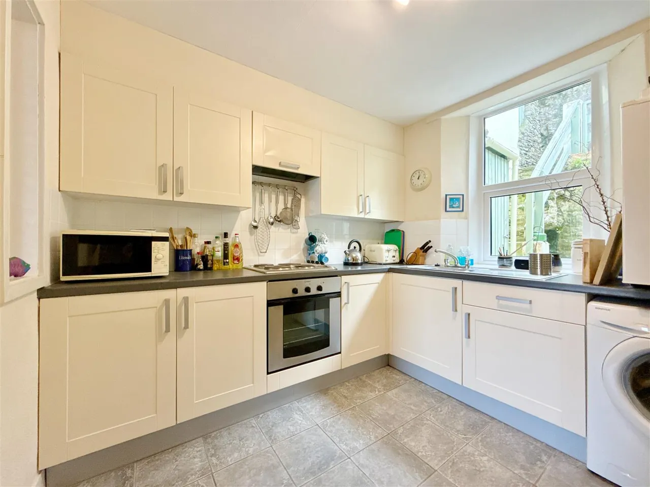 Mount Pleasant Road, Brixham, photo 6