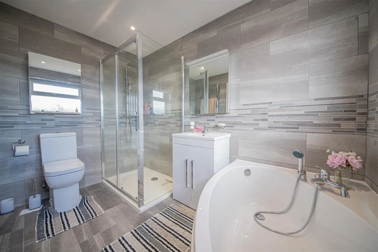 Weavills Road, Bishopstoke, Eastleigh, Hampshire, SO50 8HQ, photo 11