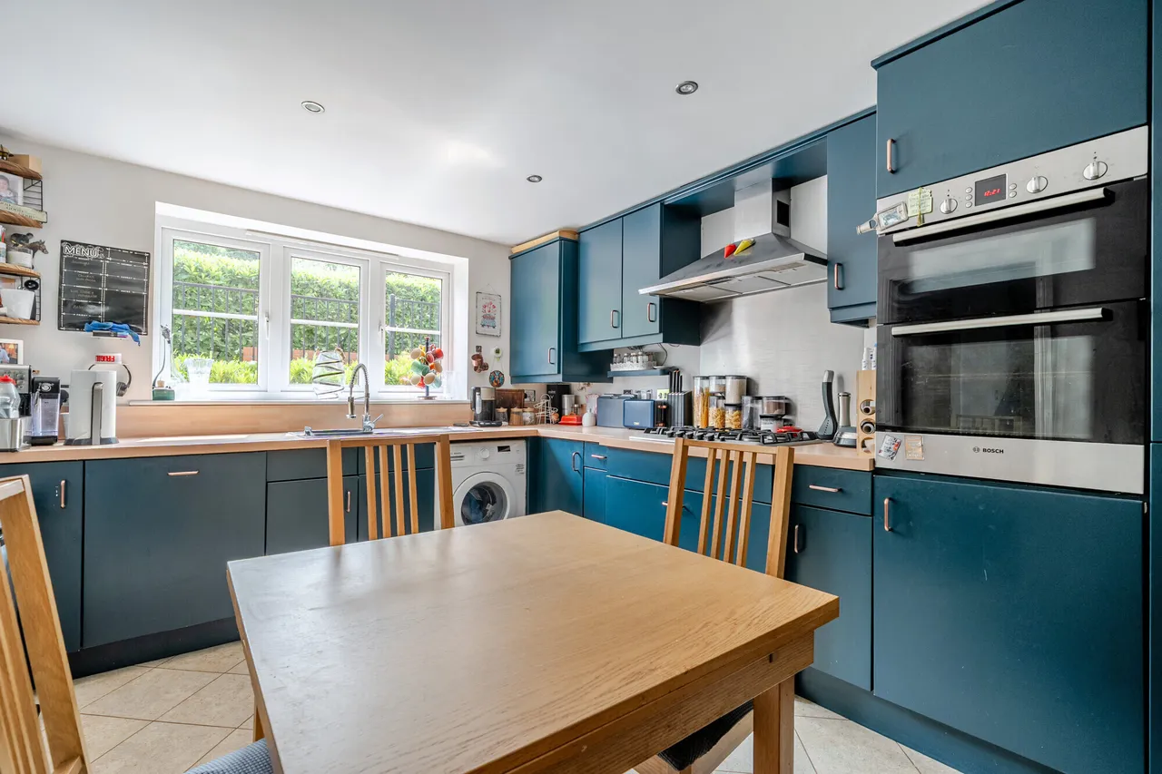 Valley View, Aldbourne, SN8, photo 2