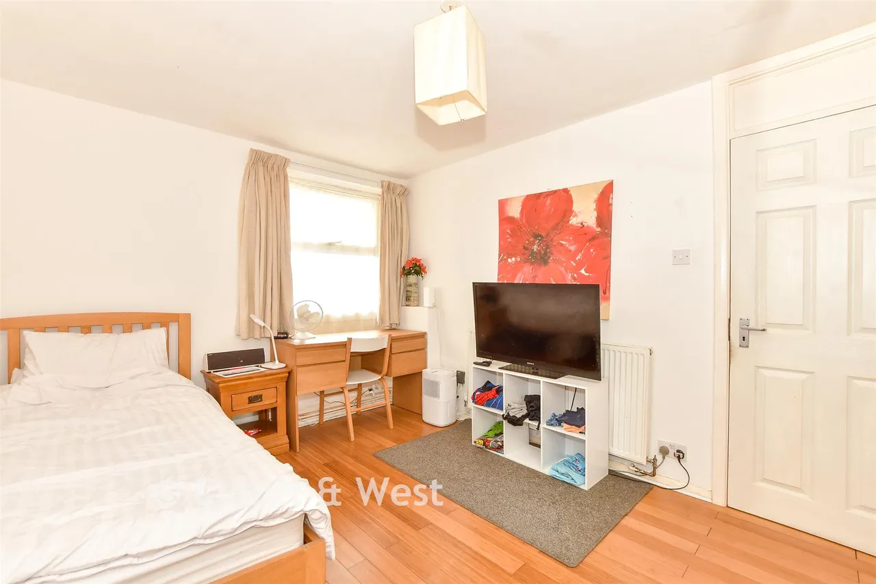 Outram Road, Southsea, PO5, photo 8