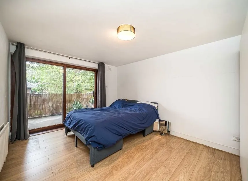 Slievemore Close, Clapham, SW4, photo 5