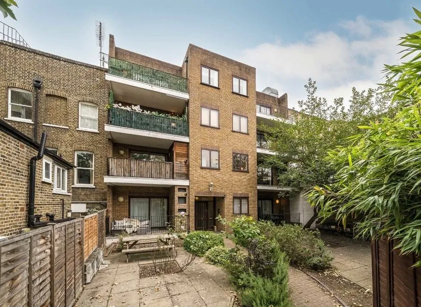 2 bed flat to rent, Slievemore Close, Clapham, SW4