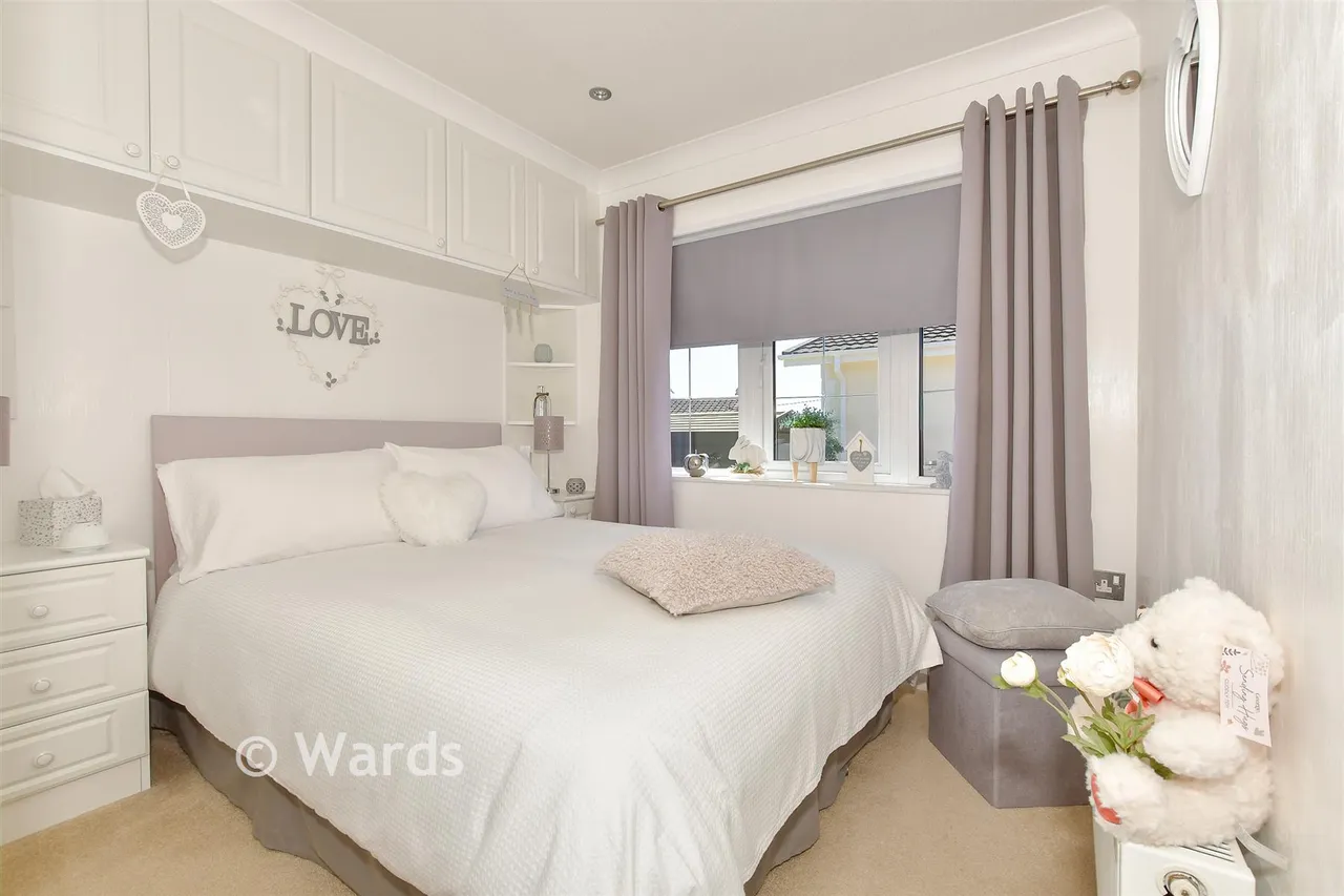 Faversham Road, Seasalter, CT5, photo 11