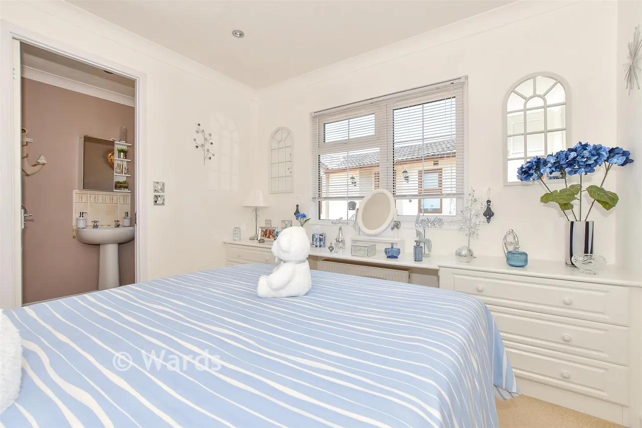 Faversham Road, Seasalter, CT5, photo 9