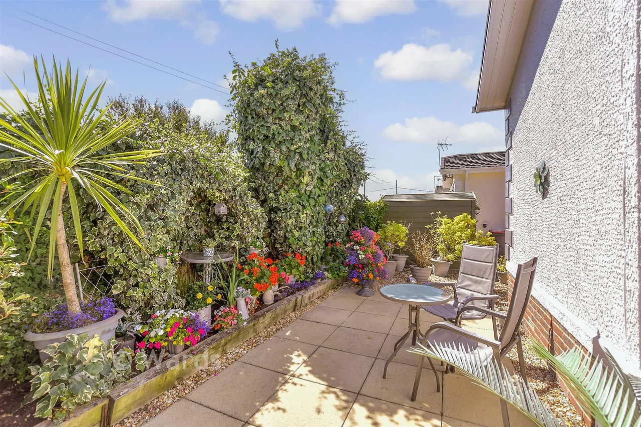 Faversham Road, Seasalter, CT5, photo 14