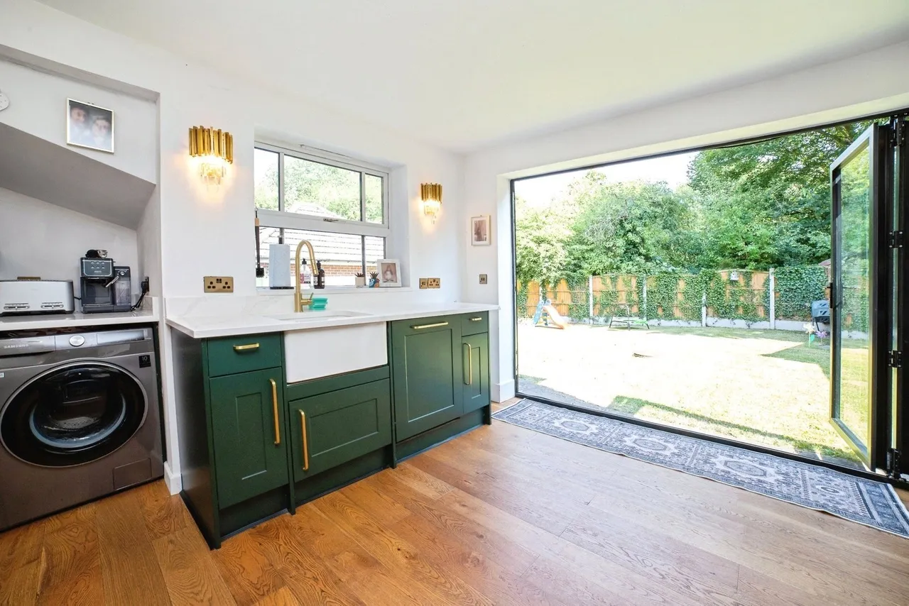 Chestnut Gardens, SUTTON-IN-ASHFIELD, Nottinghamshire, NG17, photo 12