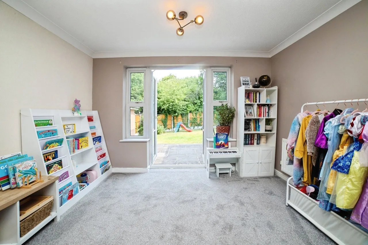 Chestnut Gardens, SUTTON-IN-ASHFIELD, Nottinghamshire, NG17, photo 7