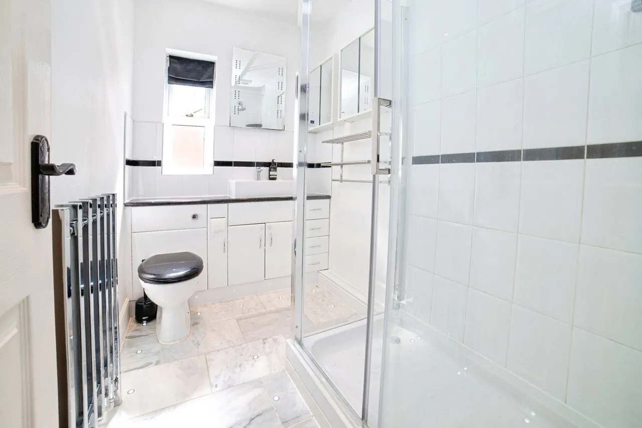 Chestnut Gardens, SUTTON-IN-ASHFIELD, Nottinghamshire, NG17, photo 17