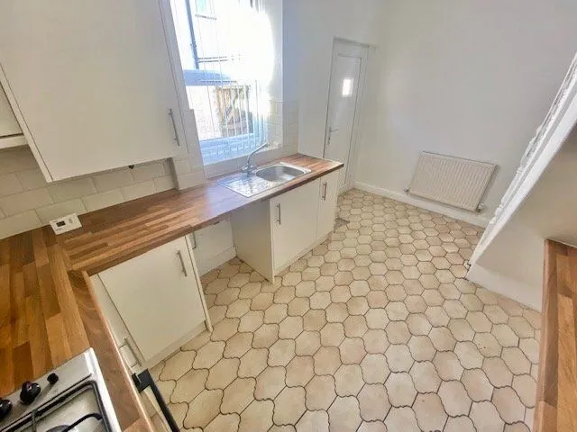East Parade, Rossendale, BB4, photo 10