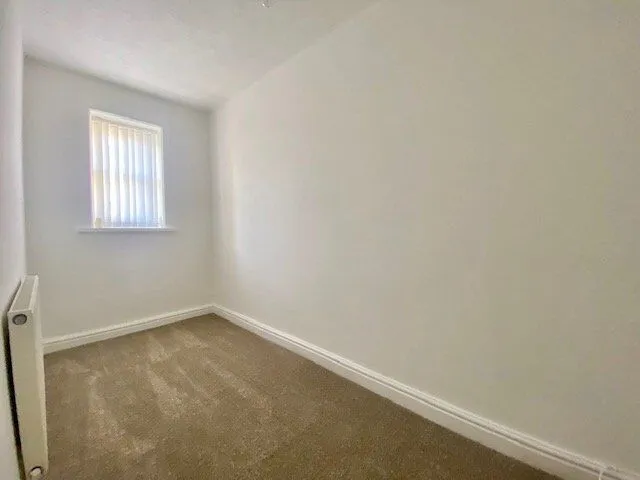 East Parade, Rossendale, BB4, photo 6