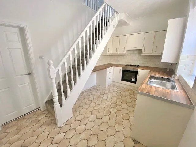 East Parade, Rossendale, BB4, photo 3