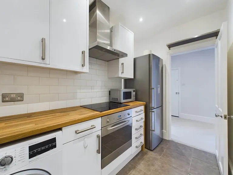 Mapesbury Road, Willesden Green, NW2 4JE, photo 17
