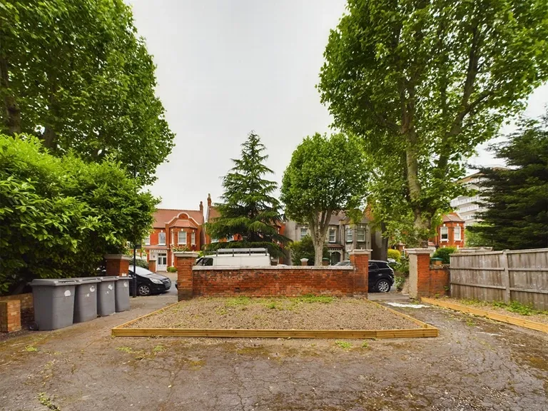 Mapesbury Road, Willesden Green, NW2 4JE, photo 13