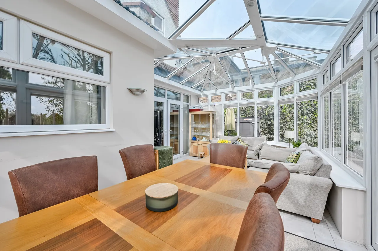 46 Cambridge Drive, London, photo 11