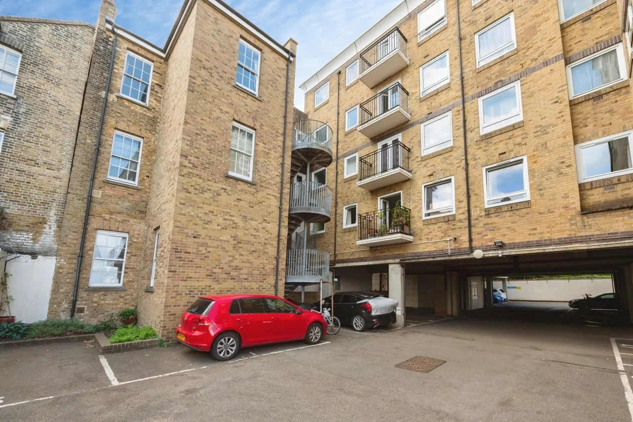 West Street, Gravesend, DA11, photo 15