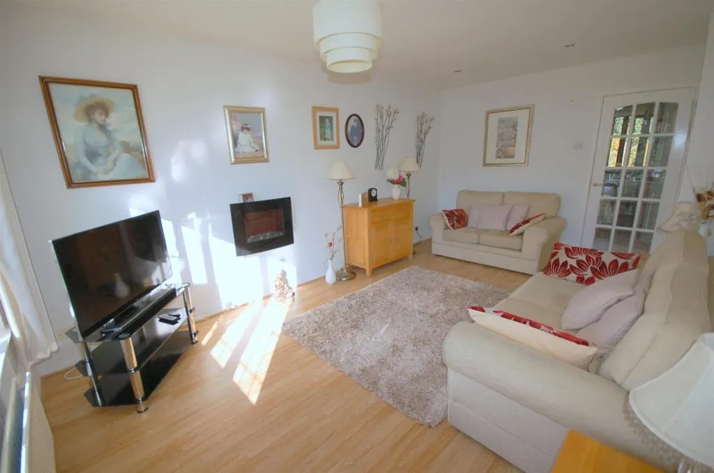 Keswick Close, Crewe, CW2, photo 5