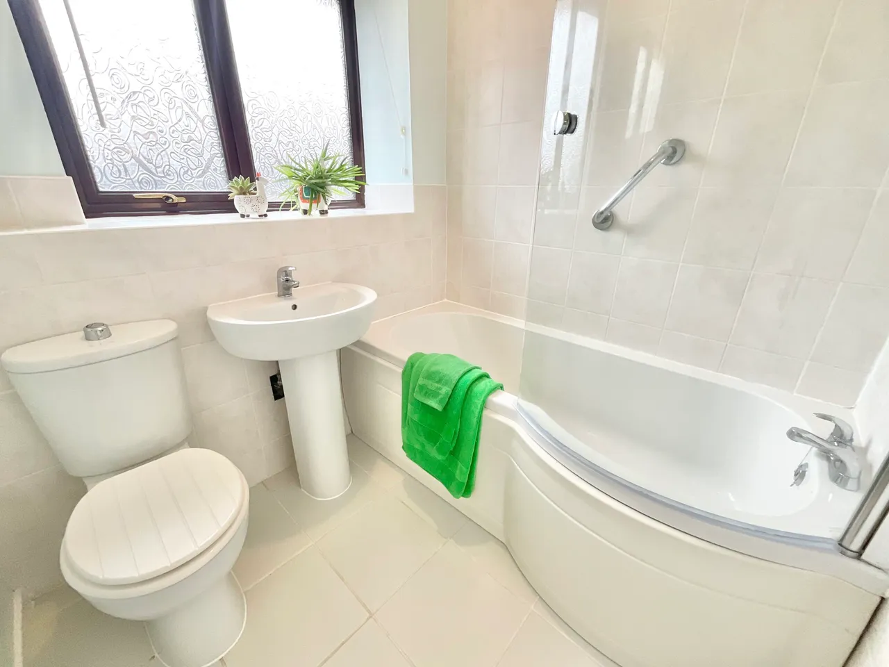 Keswick Close, Crewe, CW2, photo 7